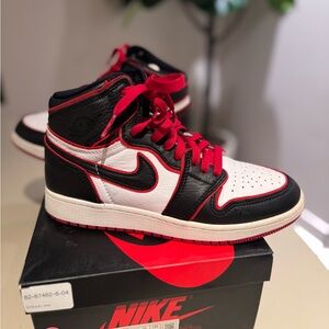 Nike Youth Black and Red Sneakers